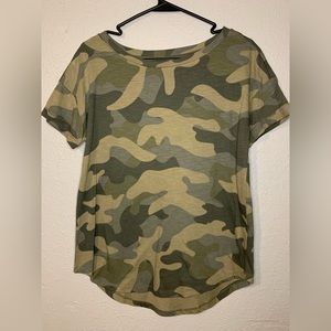 - Maurices - XS - Camouflage short sleeve tee